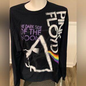 Pink Floyd long sleeve Tshirt. L. Smoke free